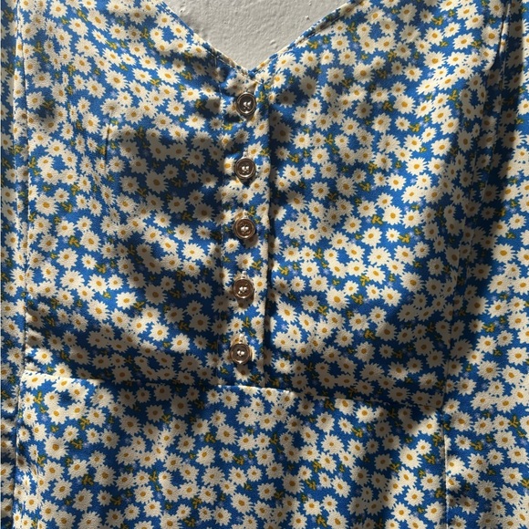 Lulu's Blue and White Floral Midi Dress - Picture 3 of 15